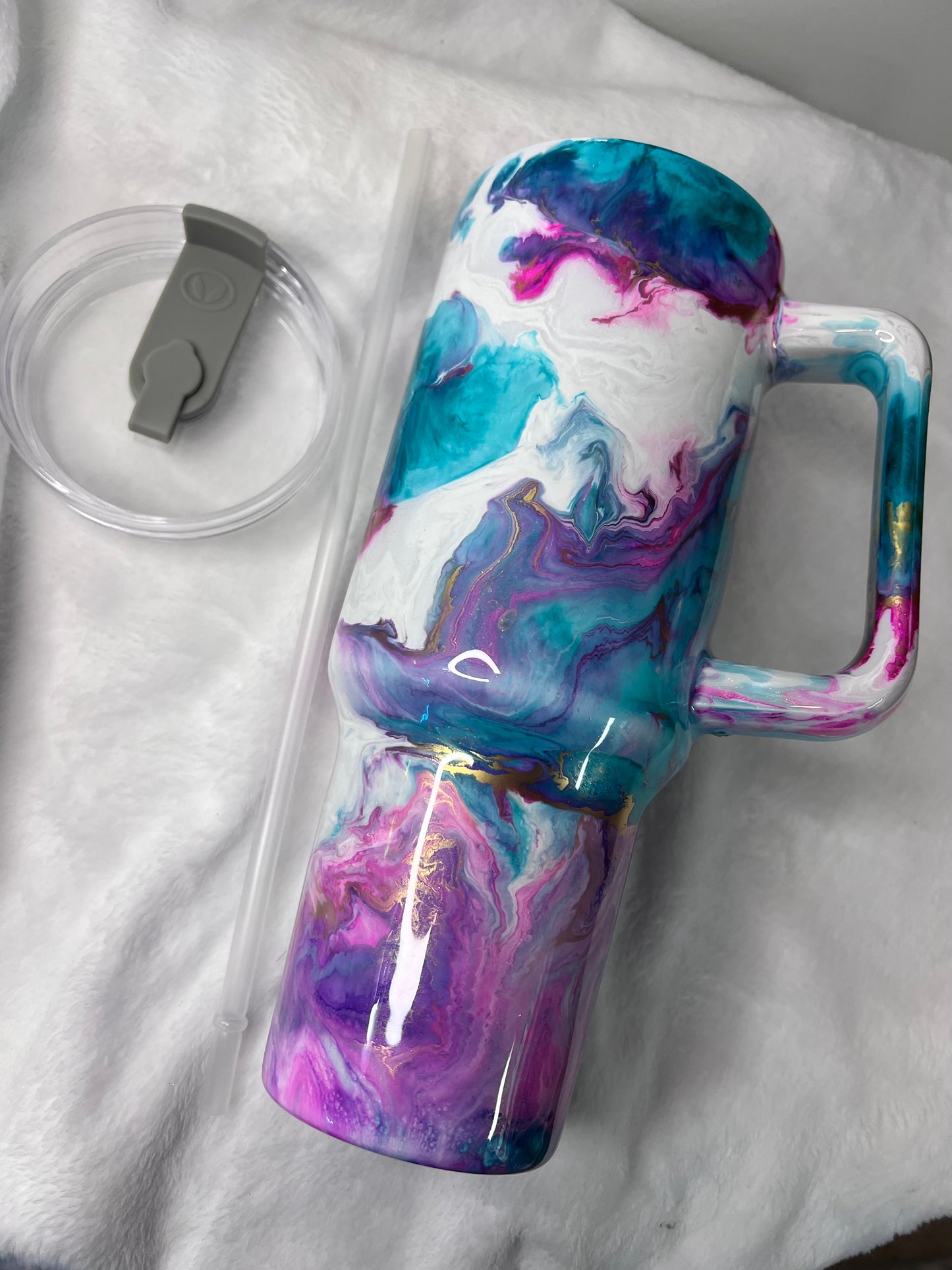 Pink/purple/teal Marble 40oz